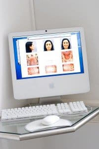 Diagnostische Fotos am Computer