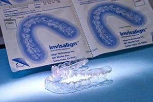 Sauber verpackt wird Invisalign angeliefert